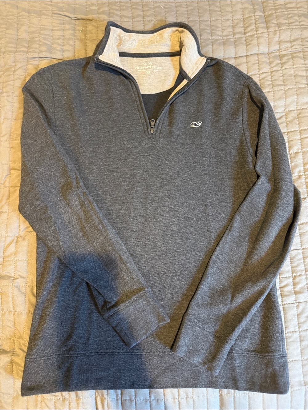 Vineyard Vines Men’s Charcoal Gray Quarter-Zip Pullover Sweater